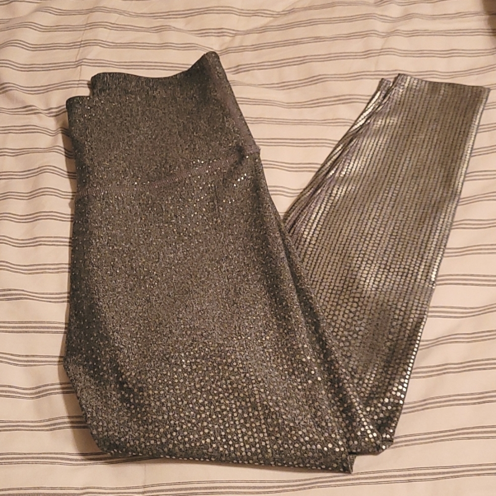 Beyond Yoga Highwaist Midi Legging